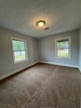 710 Alvin St in Pasadena, TX - Building Photo - Building Photo