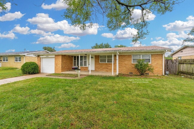 property at 4516 S Elizabeth Ave