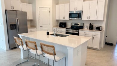 115 Naomi Pl in Rotonda West, FL - Building Photo - Building Photo