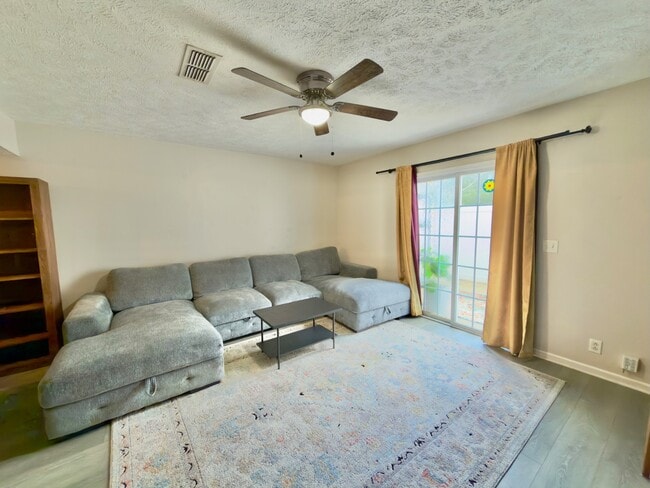 1307 Amsterdam Ct in Murfreesboro, TN - Building Photo - Building Photo