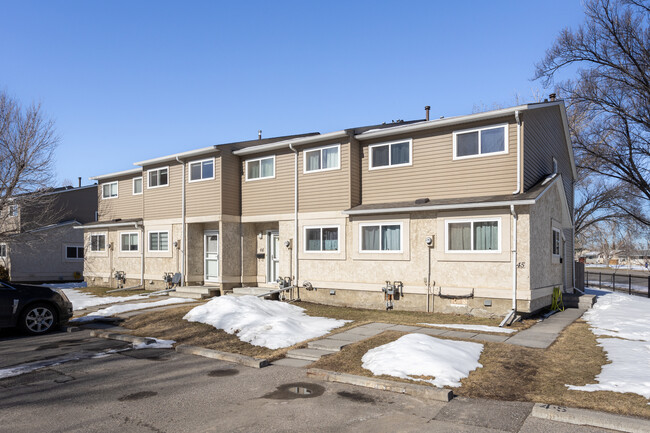 5520 1 Av SE in Calgary, AB - Building Photo - Primary Photo