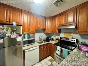 620 Boston Ave in Medford, MA - Building Photo - Building Photo