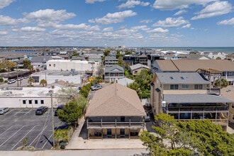 5 Oceanic St in Wrightsville Beach, NC - Building Photo - Building Photo