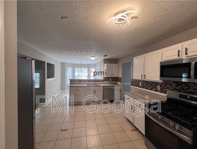 6665 Setter Dr in Riverdale, GA - Building Photo - Building Photo