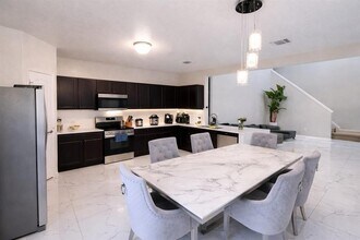 12107 Riprap Dr in Manor, TX - Building Photo - Building Photo