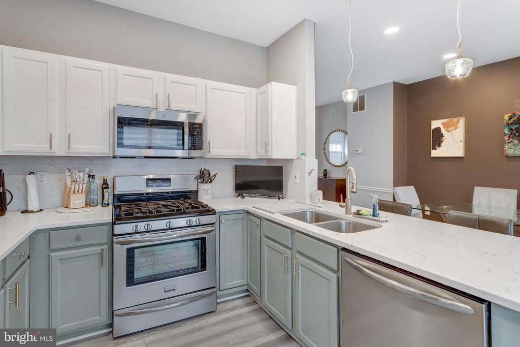 14118 Carmody Pl in Woodbridge, VA - Building Photo