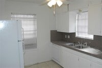 5903 Nancy Ann St photo'