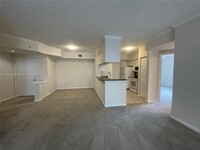 17125 N Bay Rd, Unit 3304 in Sunny Isles Beach, FL - Foto de edificio - Building Photo