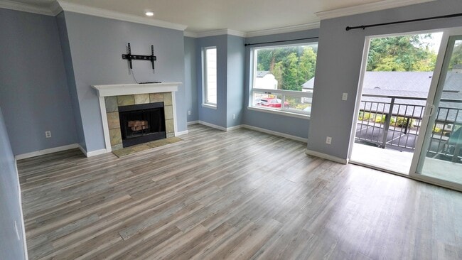 property at 31500 33rd Pl SW