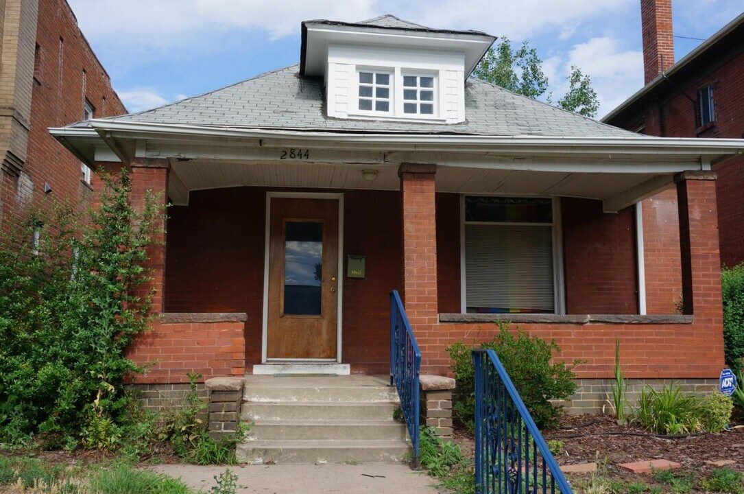 2844 N Marion St in Denver, CO - Foto de edificio