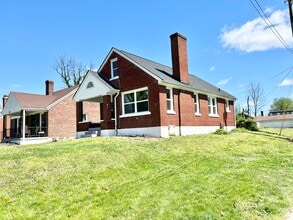 1453 Olive St in Louisville, KY - Building Photo - Building Photo