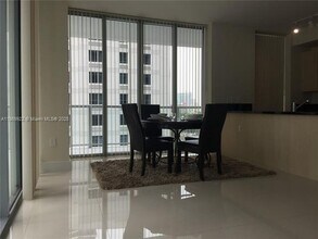 2451 NW 5th Ave in Miami, FL - Building Photo - Building Photo
