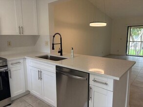 6551 Arleigh Ct in Boca Raton, FL - Building Photo - Building Photo