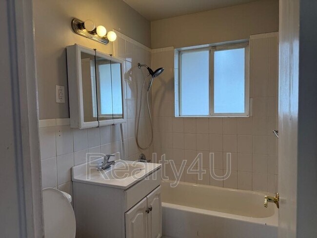 1238 E Crystal Ave in Salt Lake City, UT - Building Photo - Building Photo