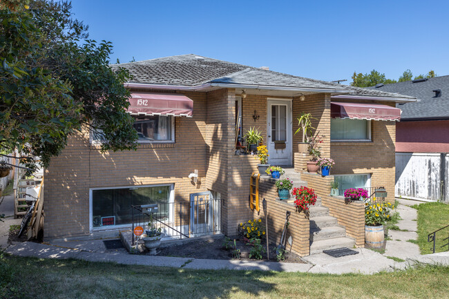 1512 29 Av SW in Calgary, AB - Building Photo - Building Photo