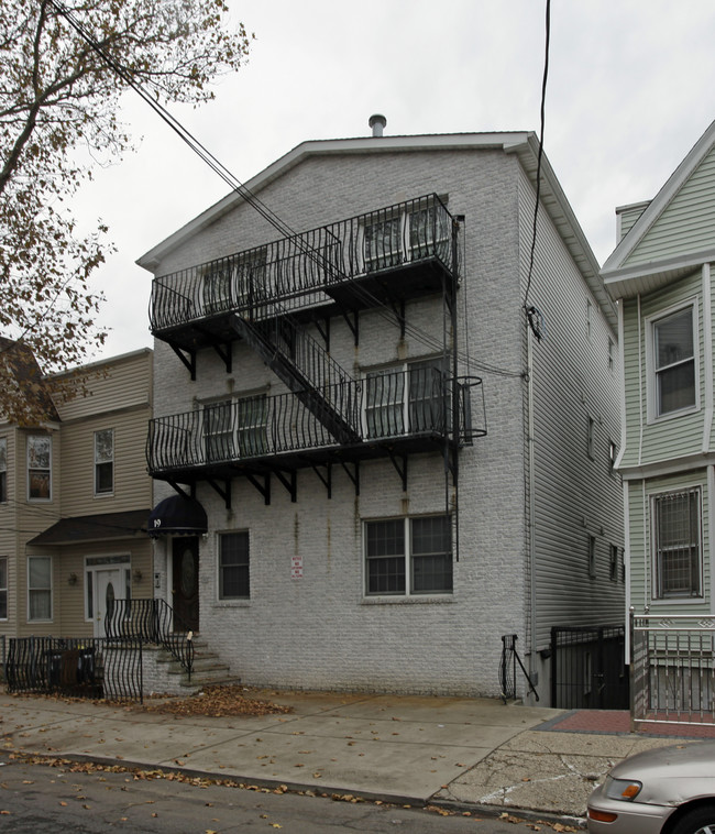 19 Van Wagenen Ave in Jersey City, NJ - Foto de edificio - Building Photo