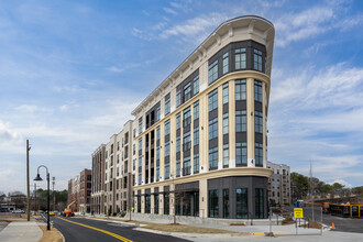 Chamblee City Heights Apartments in Chamblee, GA - Building Photo - Building Photo