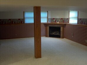 2912 Ivanhoe Gln in Fitchburg, WI - Building Photo - Building Photo