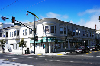 2400-2424 Bayshore Blvd in San Francisco, CA - Building Photo - Building Photo