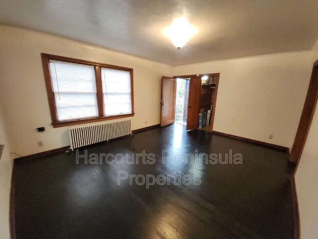 949 Washington Ave in Bremerton, WA - Building Photo - Building Photo