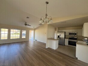 1316 Gleason Pkwy in Cape Coral, FL - Building Photo - Building Photo