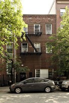 273 E Seventh St in New York, NY - Building Photo