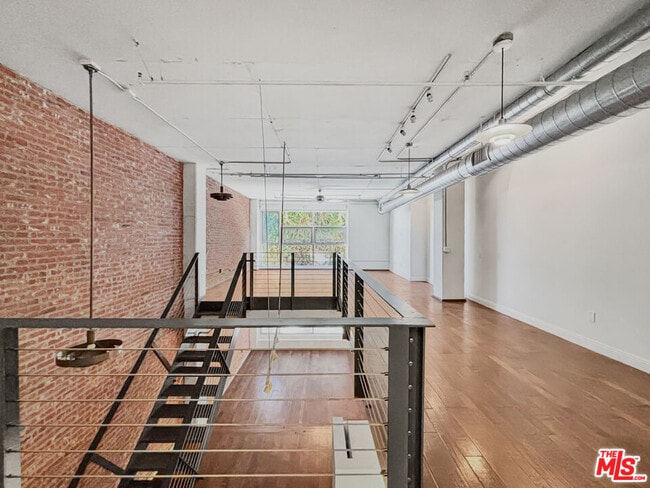 property at 510 S Hewitt St