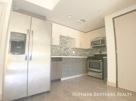 3714 Kelton Ave, Unit 304 in Los Angeles, CA - Building Photo