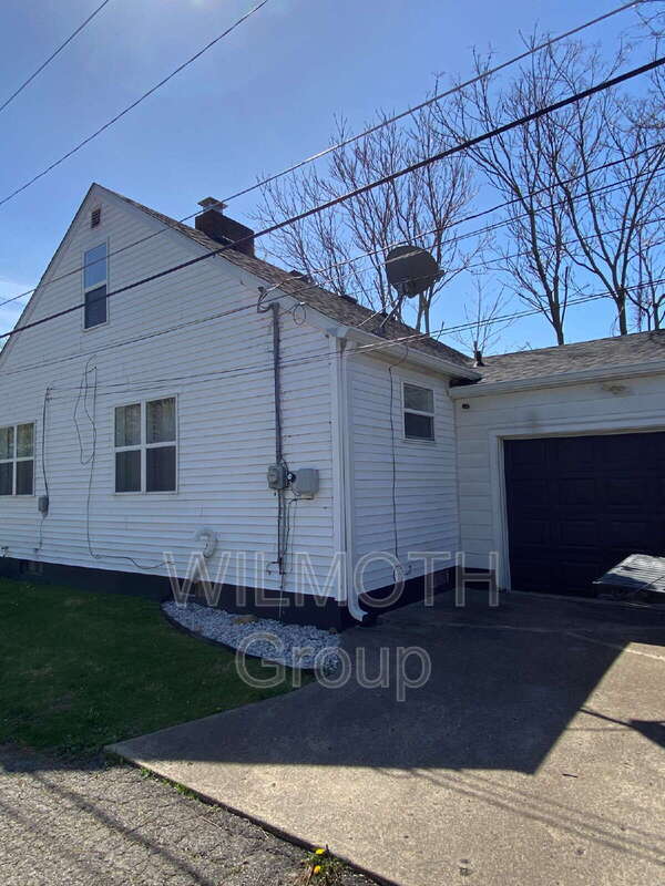 2015 Morton St in Anderson, IN - Building Photo - Building Photo