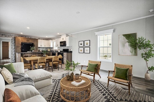 property at 5 Cozy Dr