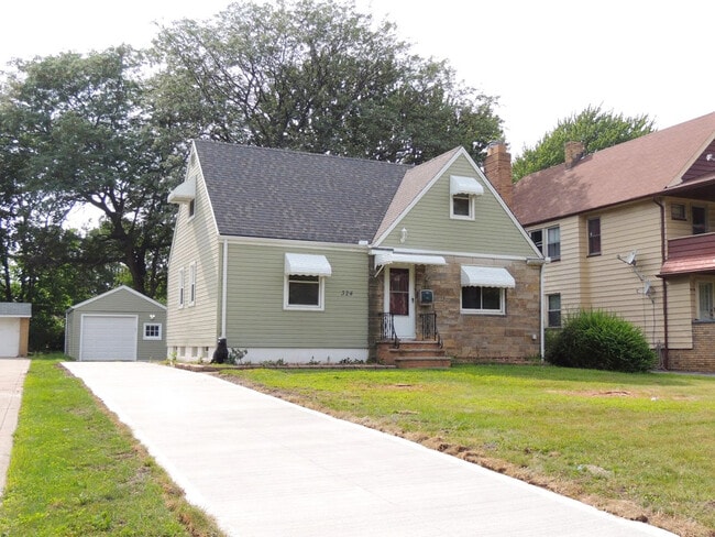 property at 324 E 222nd St