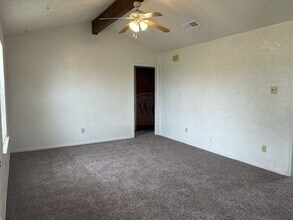 2614 N W S Young Dr in Killeen, TX - Building Photo - Building Photo