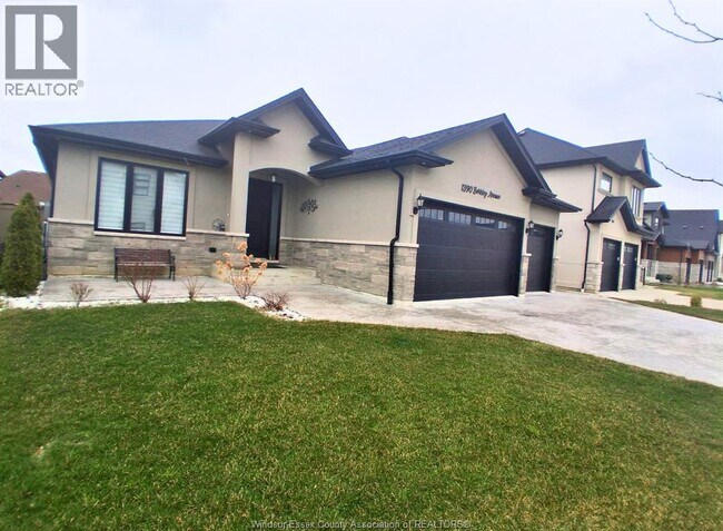 1390 Barley Ave in Windsor, ON - Building Photo - Building Photo