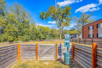 Crown Heights Apartments in Kansas City, MO - Building Photo - Building Photo