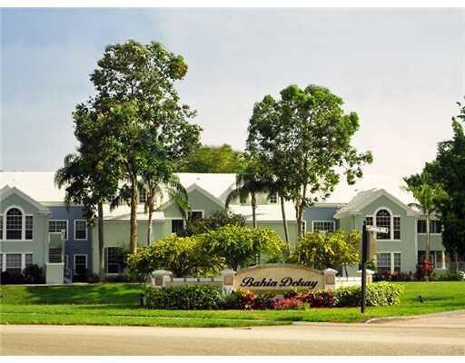 1215 Crystal Way-Unit -G in Delray Beach, FL - Building Photo - Building Photo