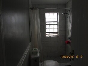 808 S Arlington Mill Dr in Arlington, VA - Building Photo - Building Photo