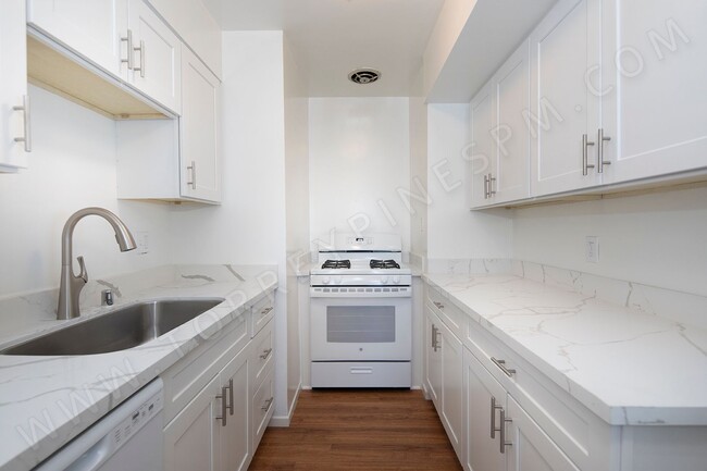 property at 3817 Riviera Dr