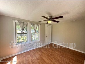 9703 Campus Ave in Jacksonville, FL - Building Photo - Building Photo
