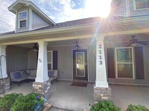 2113 Salamanca St in Navarre, FL - Building Photo - Building Photo