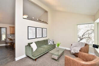 6068 Eagle Nest Dr in Salt Lake City, UT - Building Photo - Building Photo