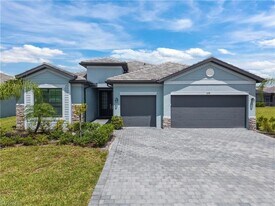 1779 Hagen Ct in Naples, FL - Building Photo