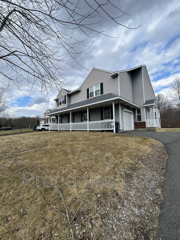 5 Partridge Ln in Waterford, NY - Foto de edificio - Building Photo