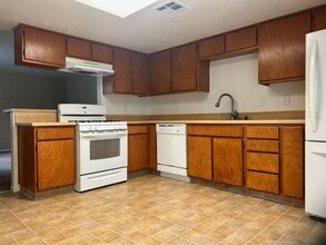 720 S Norma St in Ridgecrest, CA - Building Photo - Building Photo