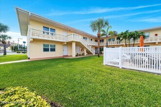 7801 Ridgewood Ave in Cape Canaveral, FL - Building Photo - Building Photo