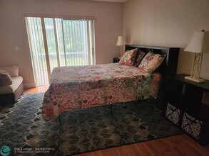 117 Essex Rd in Hollywood, FL - Building Photo - Building Photo