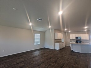 5700 Brampton Ln in Austin, TX - Building Photo - Building Photo