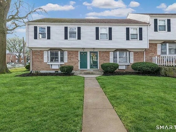 249 Sunnyridge Ave in Fairfield, CT - Building Photo - Building Photo