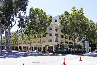 Colonnade in San Jose, CA - Building Photo - Building Photo