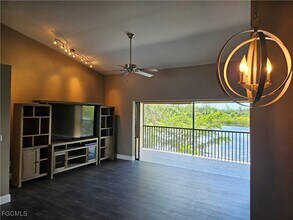 7125 Lakeridge Ct, Unit 224 in Ft. Myers, FL - Building Photo - Building Photo