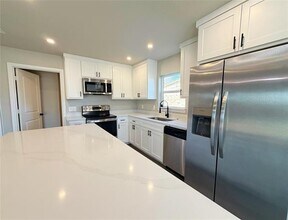 7129 Southridge Trail in Fort Worth, TX - Building Photo - Building Photo